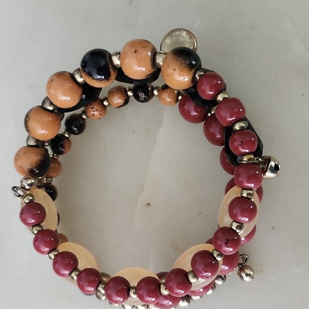 Source Unknown Red And Black Beaded Bracelet Set - image 7